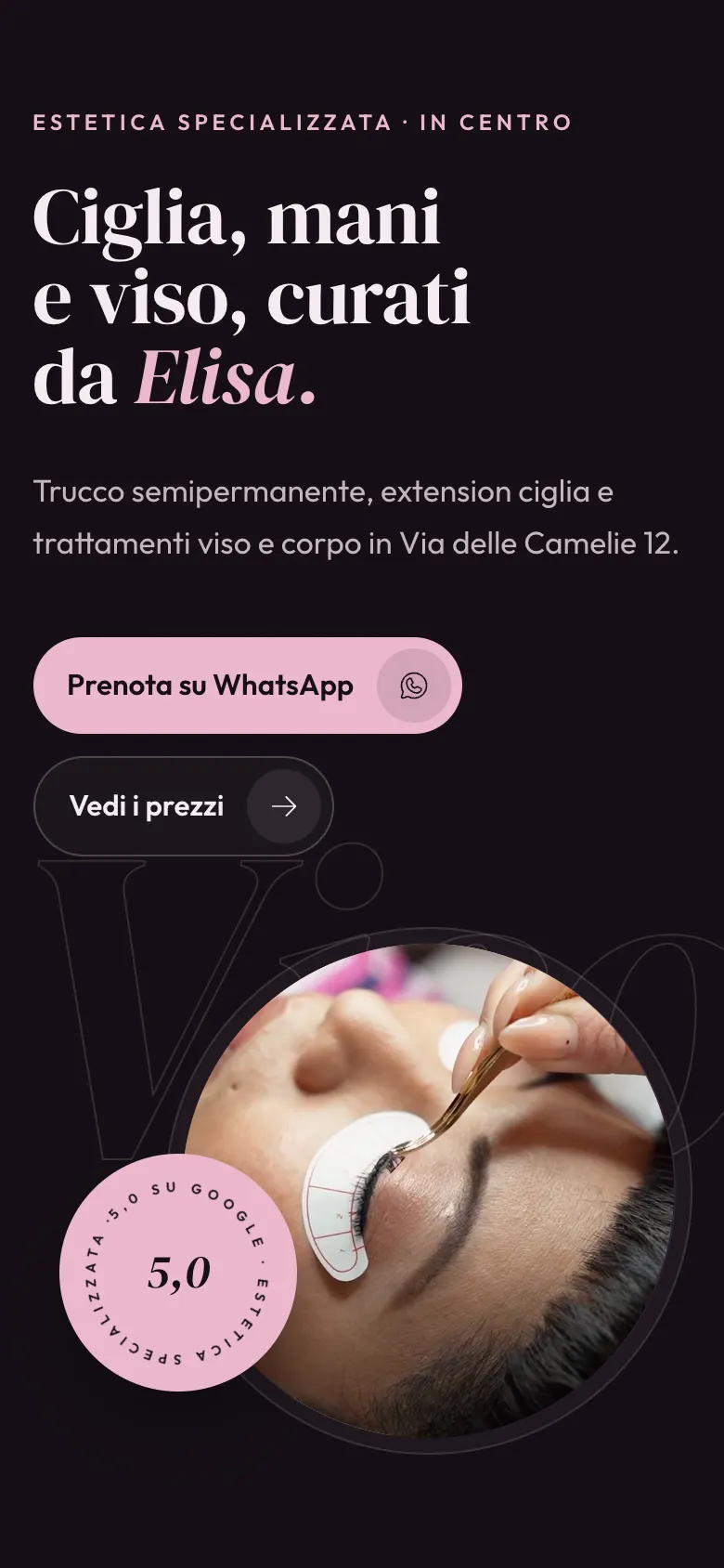 Sito d'esempio per estetista, visto dal telefono: nome e contatti inventati